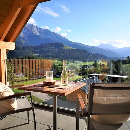 Panorama Apartment, 75qm, Balkon Und Sauna * Tauplitz