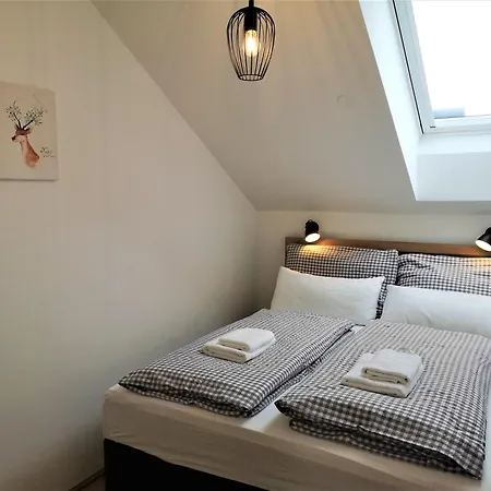 Panorama Apartment, 75qm, Balkon Und Sauna Апартаменты *