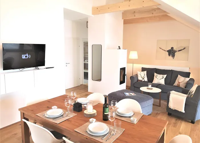 Panorama Apartment, 75qm, Balkon Und Sauna * Tauplitz