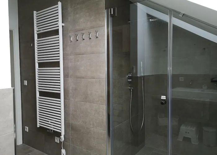 Panorama Apartment, 75qm, Balkon Und Sauna *